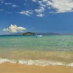 Yalos - Superb Luxurious Duplex At The Seaside Nea Iraklitsa