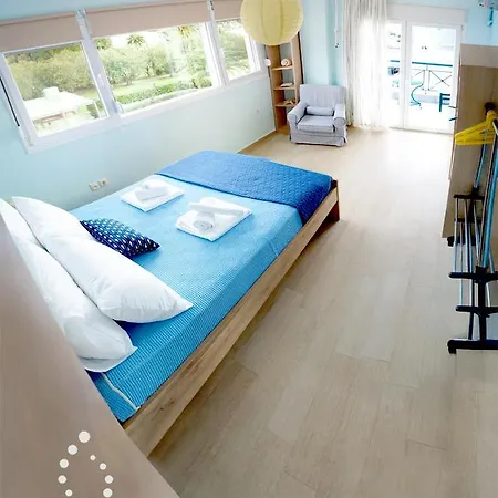 Yalos - Superb Luxurious Duplex At The Seaside