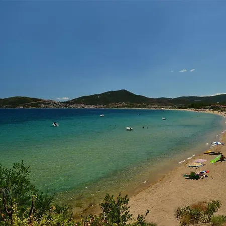 Yalos - Superb Luxurious Duplex At The Seaside Nea Iraklitsa
