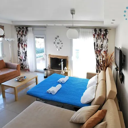 Yalos - Superb Luxurious Duplex At The Seaside *