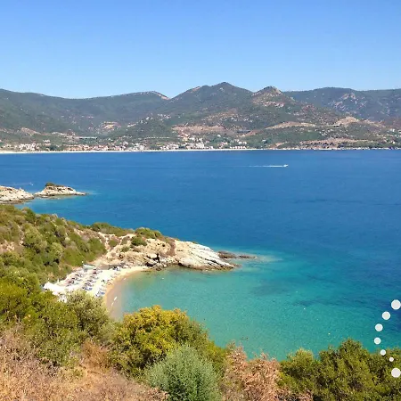 Yalos - Superb Luxurious Duplex At The Seaside Nea Iraklitsa