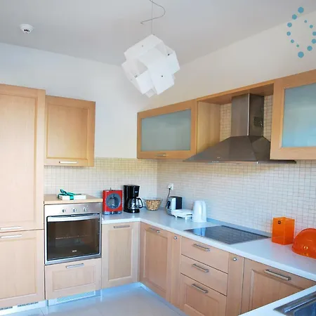 Yalos - Superb Luxurious Duplex At The Seaside *
