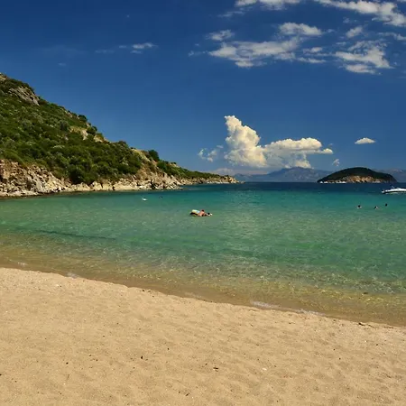 Yalos - Superb Luxurious Duplex At The Seaside Apartment Nea Iraklitsa