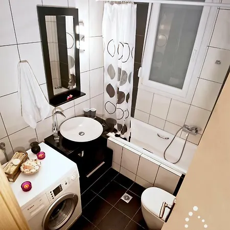 Daire Yalos - Superb Luxurious Duplex At The Seaside *